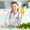 mujer-nutricionista-online 1